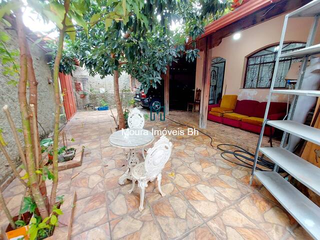 Casa para Venda em Belo Horizonte - 2