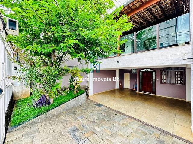#CA0447 - Casa para Venda em Belo Horizonte - MG