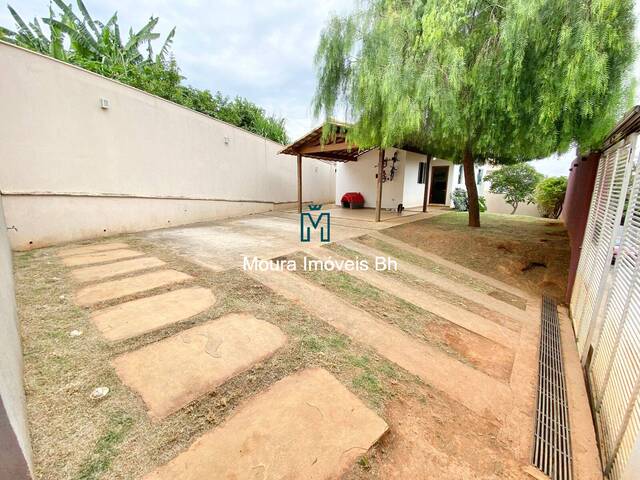Casa para Venda em Belo Horizonte - 2