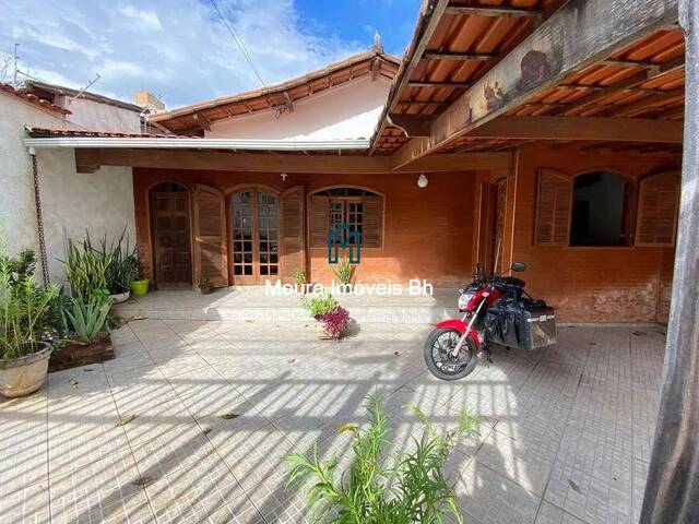 #CA0484 - Casa para Venda em Belo Horizonte - MG