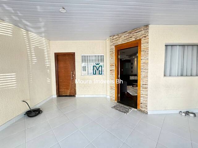Casa para Venda em Belo Horizonte - 2