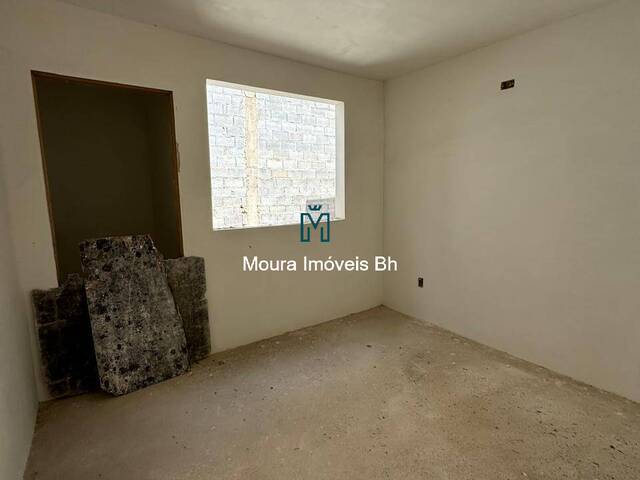 Casa para Venda em Santa Luzia - 4