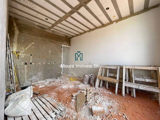 Casa para Venda em Santa Luzia - 5