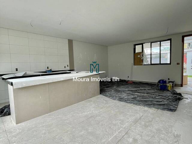 Casa para Venda em Belo Horizonte - 4