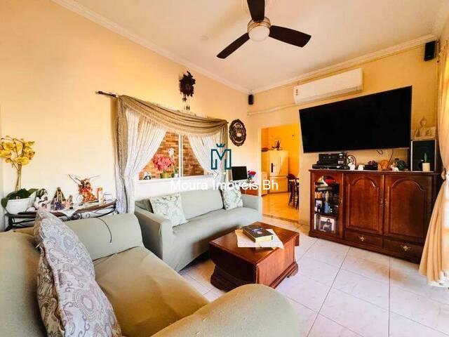 Casa para Venda em Belo Horizonte - 2