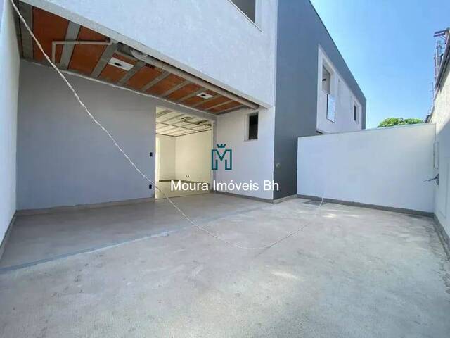 Casa para Venda em Belo Horizonte - 2