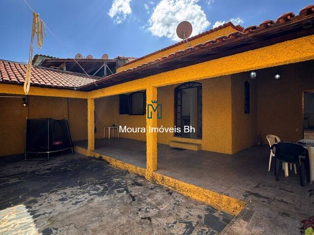 #CA0841 - Casa para Venda em Belo Horizonte - MG