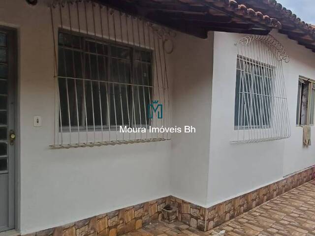 #CA0904 - Casa para Venda em Belo Horizonte - MG