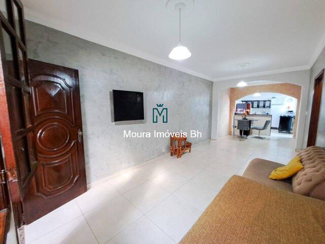 #CA0952 - Casa para Venda em Belo Horizonte - MG
