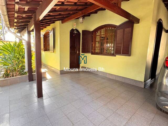 #CA0958 - Casa para Venda em Belo Horizonte - MG