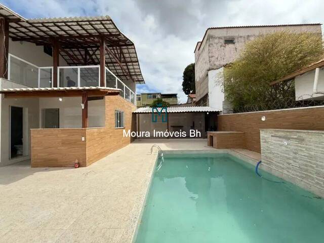 Casa para Venda em Belo Horizonte - 2