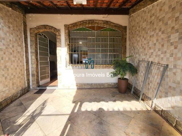 #CA0981 - Casa para Venda em Belo Horizonte - MG