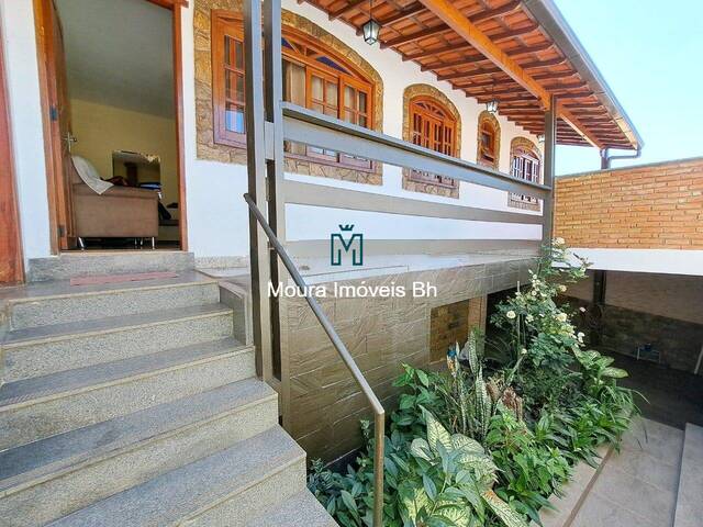 #CA0987 - Casa para Venda em Belo Horizonte - MG