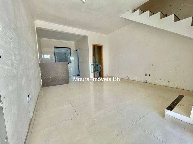 #CA0992 - Casa para Venda em Santa Luzia - MG