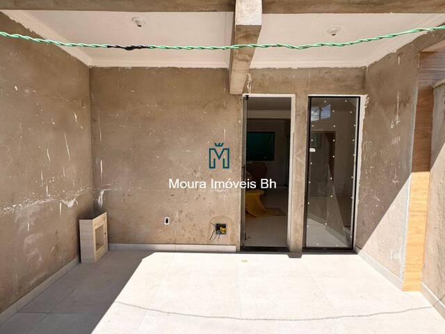 #CA0995 - Casa para Venda em Santa Luzia - MG