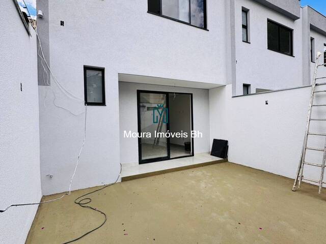 #CA1056 - Casa para Venda em Belo Horizonte - MG