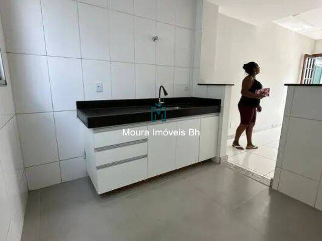 Casa para Venda em Belo Horizonte - 4