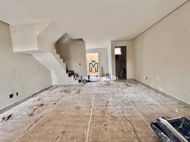 #CA1067 - Casa para Venda em Belo Horizonte - MG