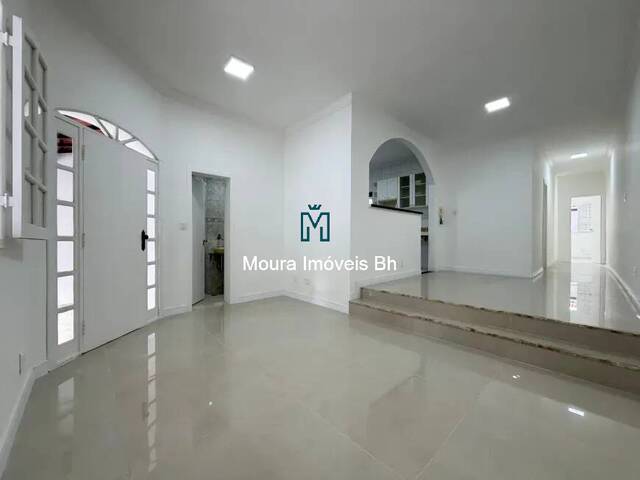 #CA1077 - Casa para Venda em Belo Horizonte - MG