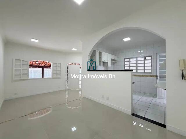 #CA1077 - Casa para Venda em Belo Horizonte - MG