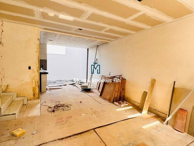 Casa para Venda em Belo Horizonte - 5