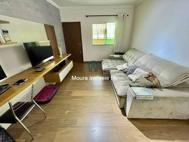 Casa para Venda em Belo Horizonte - 4