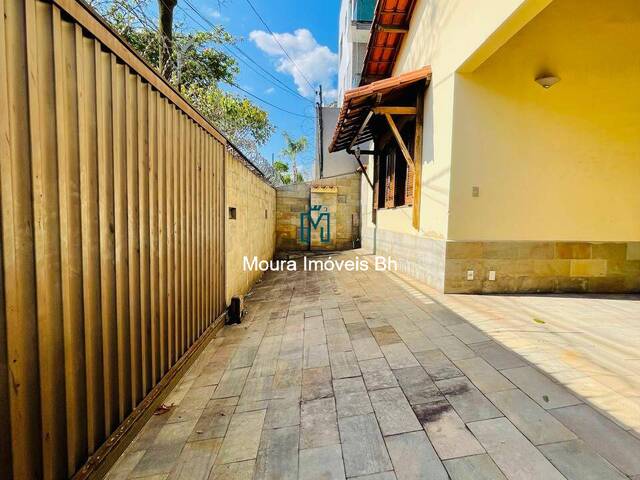 #CA1090 - Casa para Venda em Belo Horizonte - MG