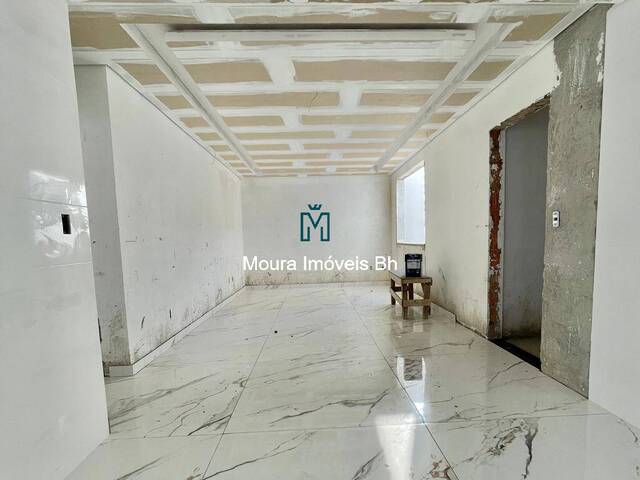 Apartamento para Venda em Belo Horizonte - 2