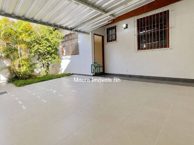 Casa para Venda em Belo Horizonte - 2