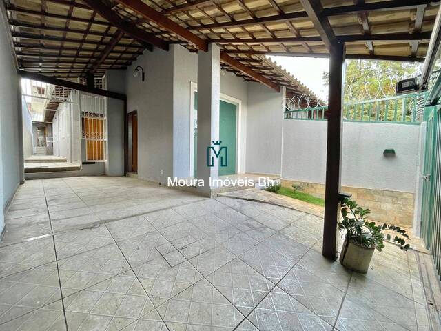 Casa para Venda em Belo Horizonte - 2