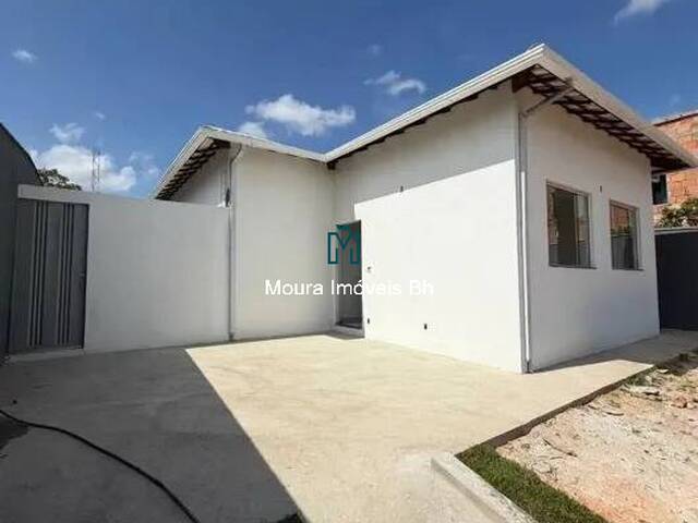 Casa para Venda em Vespasiano - 2