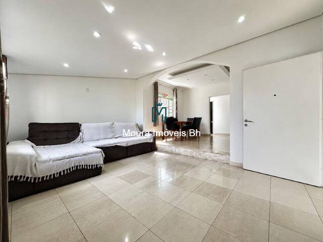 Casa para Venda em Belo Horizonte - 2
