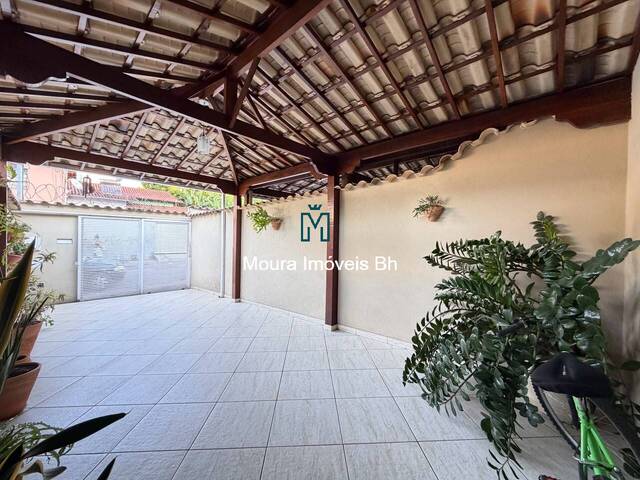 Casa para Venda em Belo Horizonte - 2