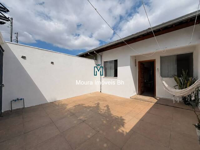 Casa para Venda em Belo Horizonte - 1