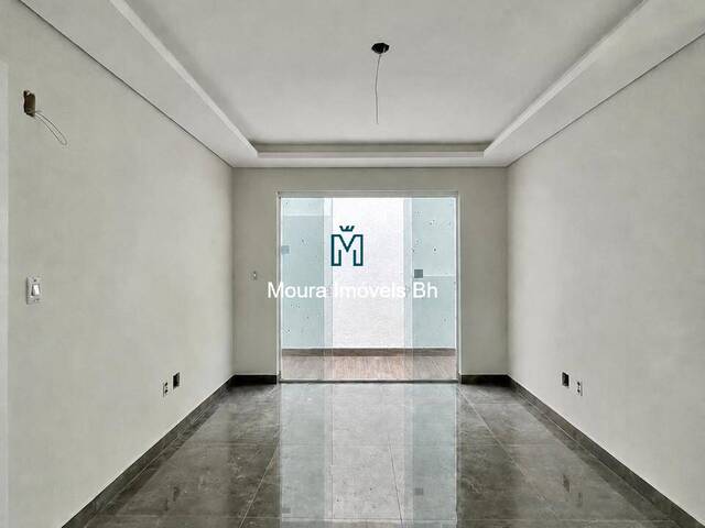 Apartamento para Venda em Belo Horizonte - 2